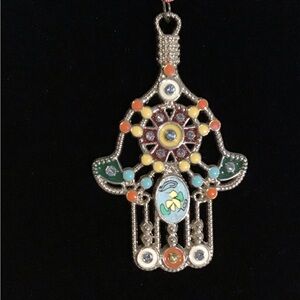 Multicolor Beaded Necklace with Pendant